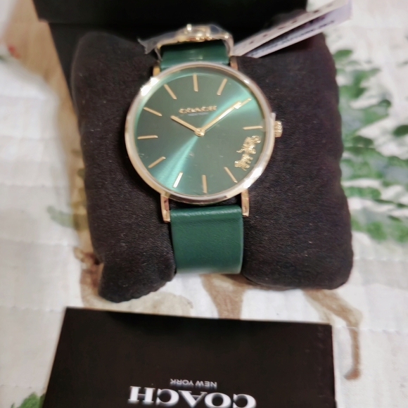 Coach Green Leather Strap Watch Brand New. By New York - Picture 4 of 12